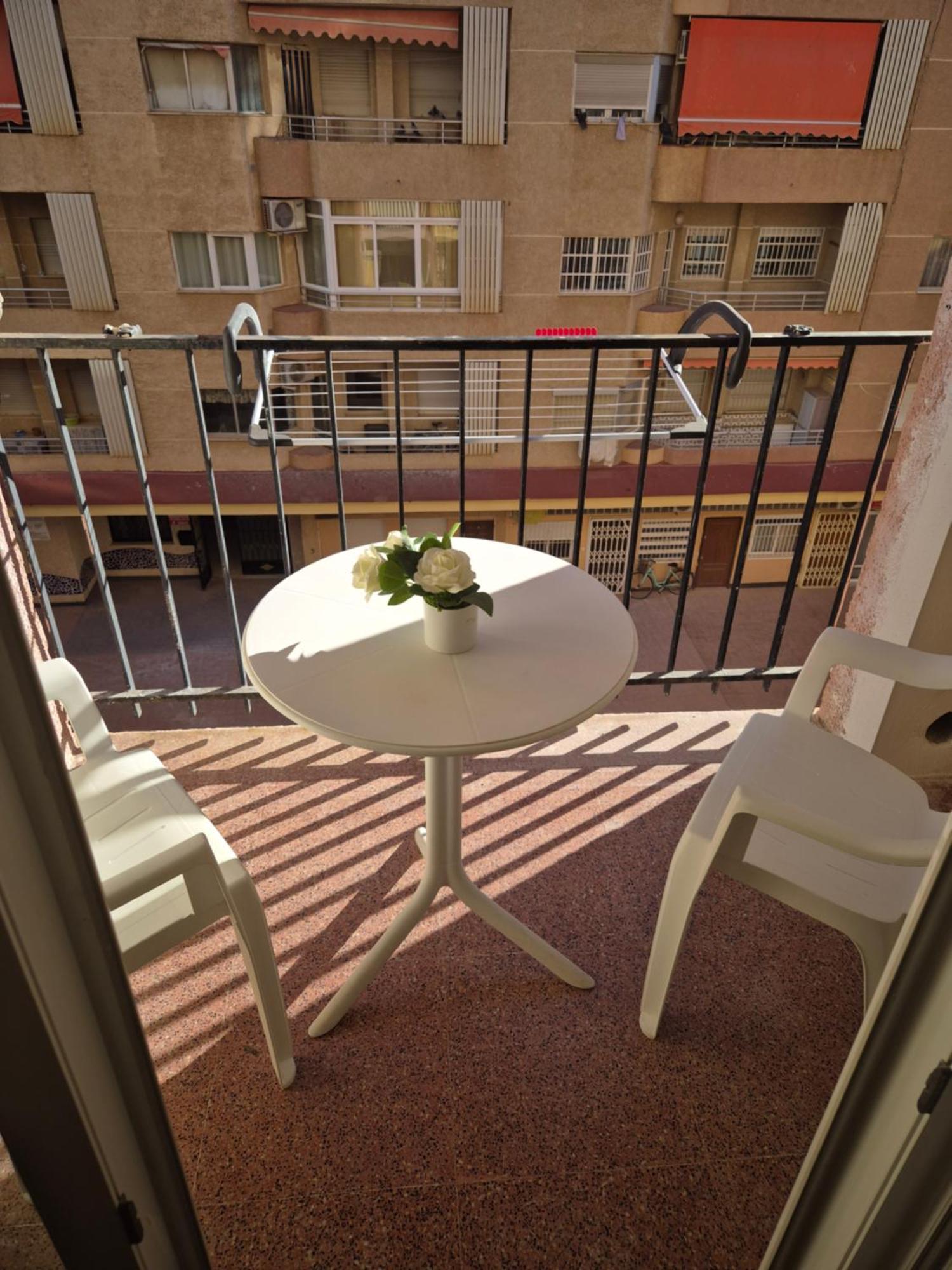 Studio A 200M De La Playa Los Locos Torrevieja Room photo