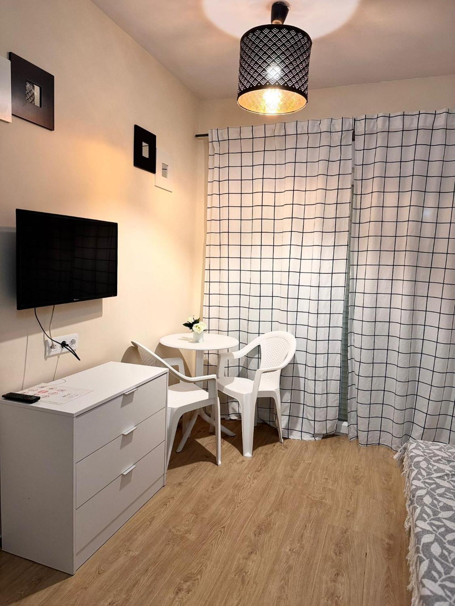 Studio A 200M De La Playa Los Locos Torrevieja Room photo